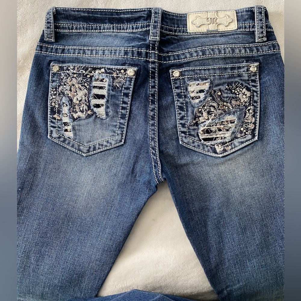 Miss me jeans size 28 low rise slim bootcut